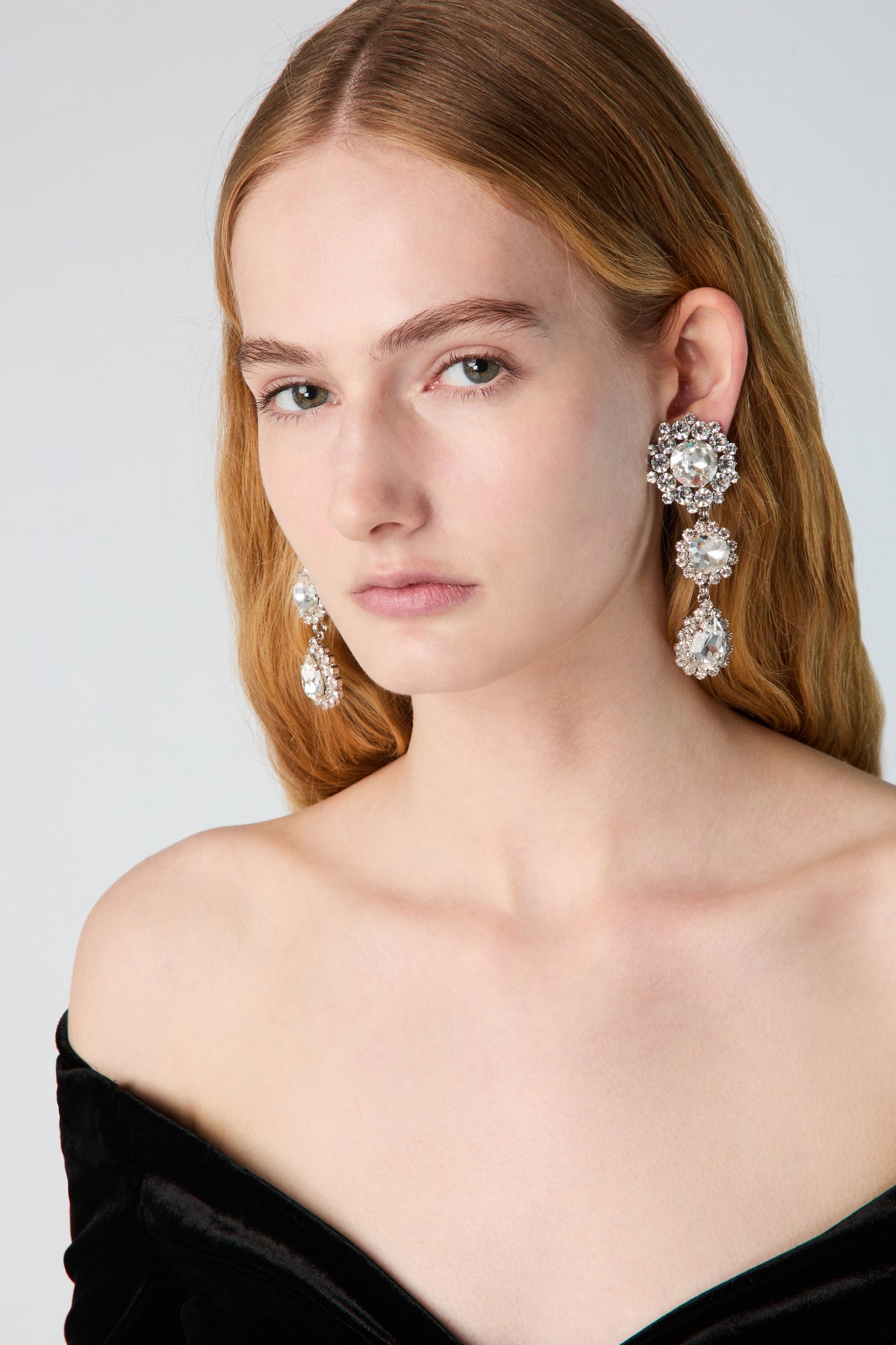 CRYSTAL DROP EARRINGS