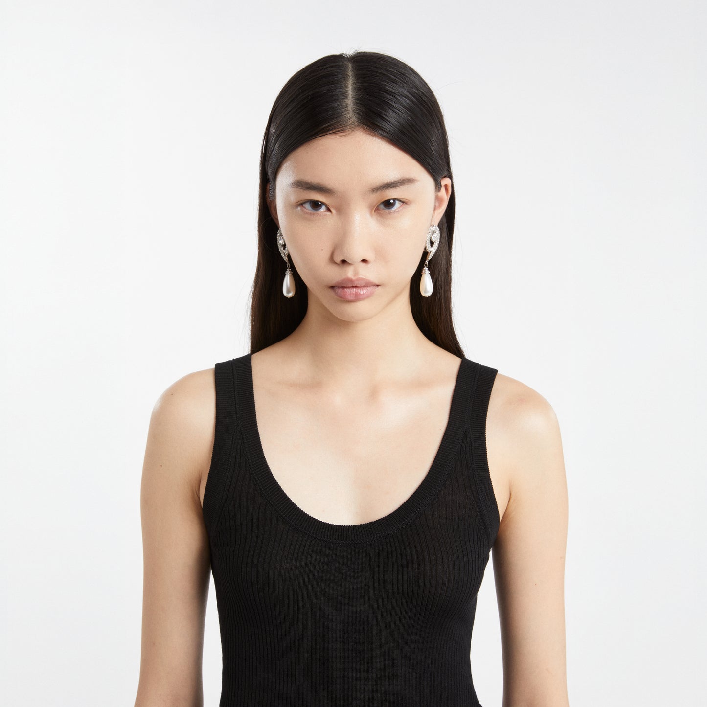 EARRINGS WITH PENDANT PEARL