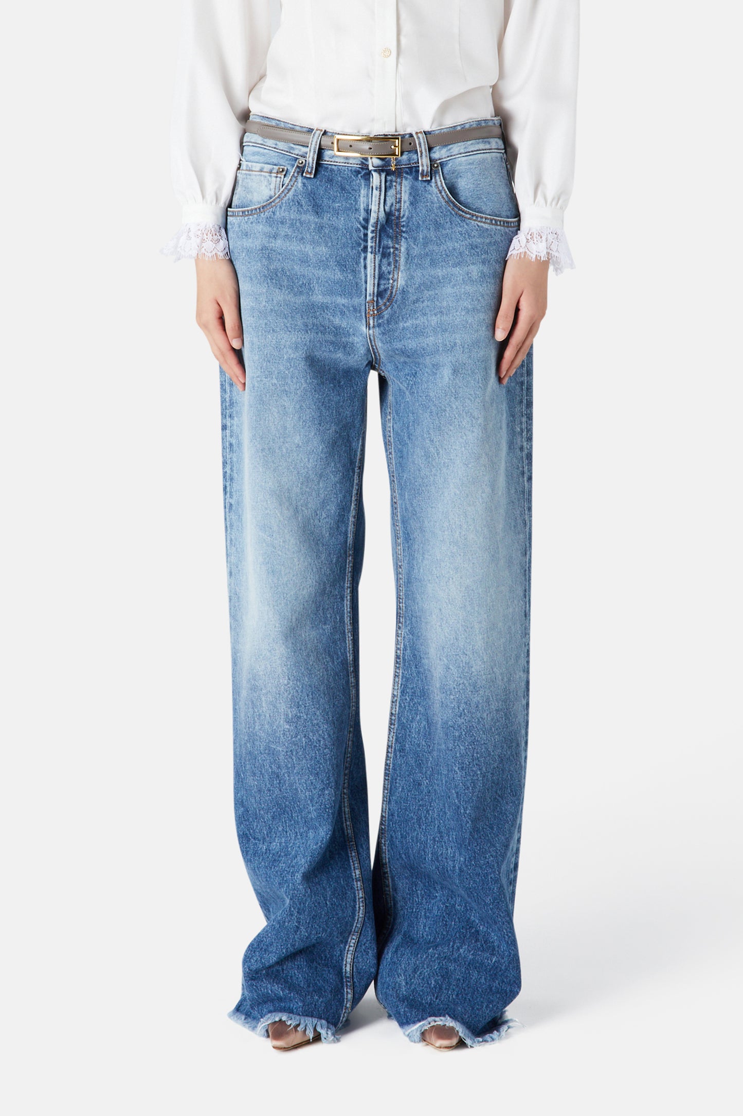 LOW WAIST BAGGY JEANS