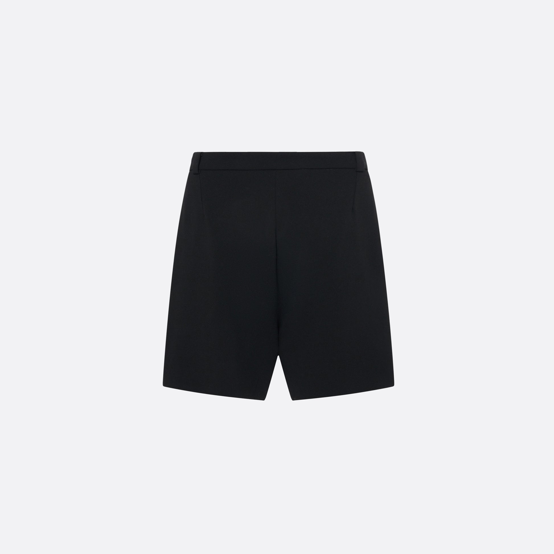 Black wool crêpe bermuda shorts tailored with a high waist and pleats. Finished with pockets and a black and gold-tone button.