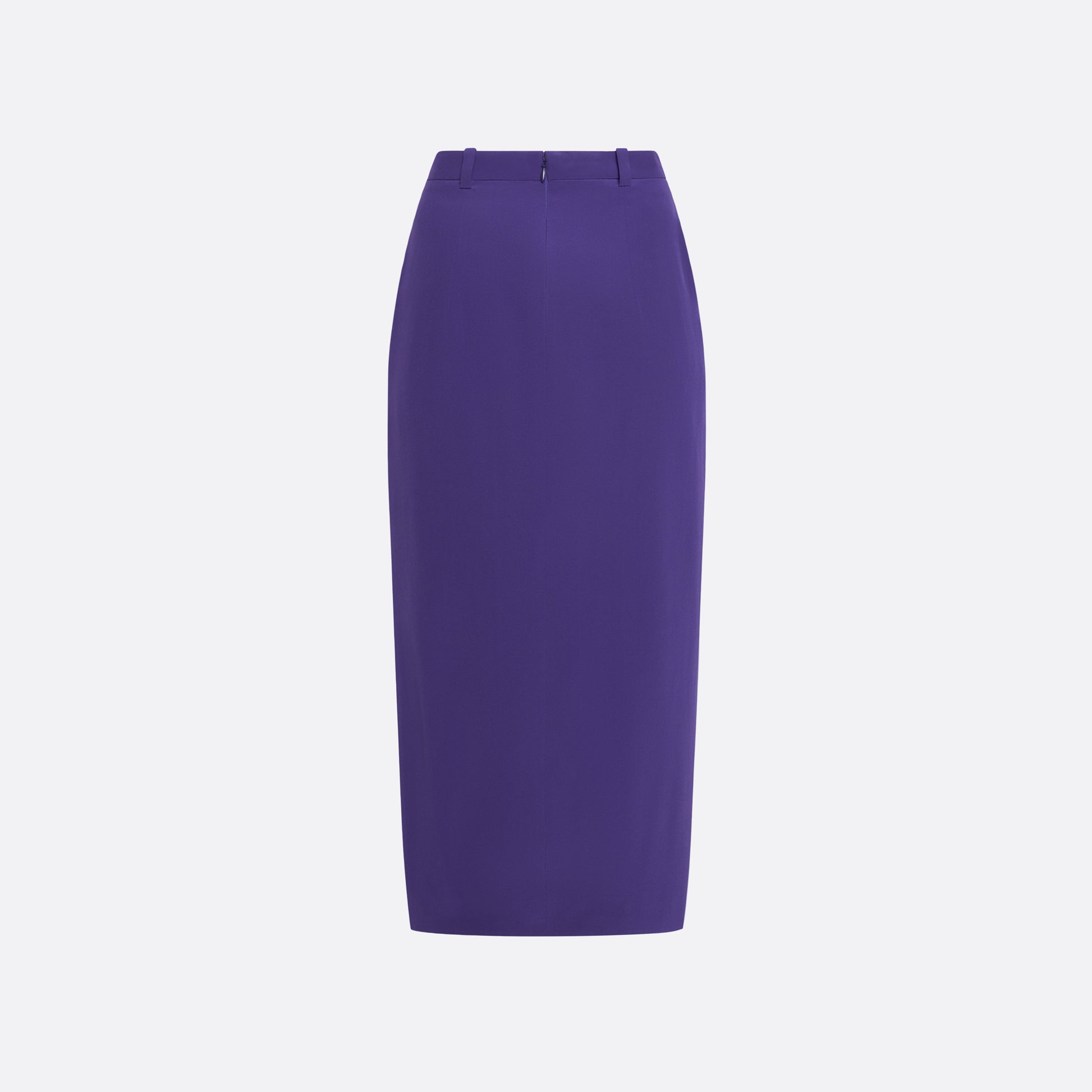 Purple silk crêpe de chine pencil skirt with pockets and a side split.

Look 7 – Fall Winter 2026 Lookbook.